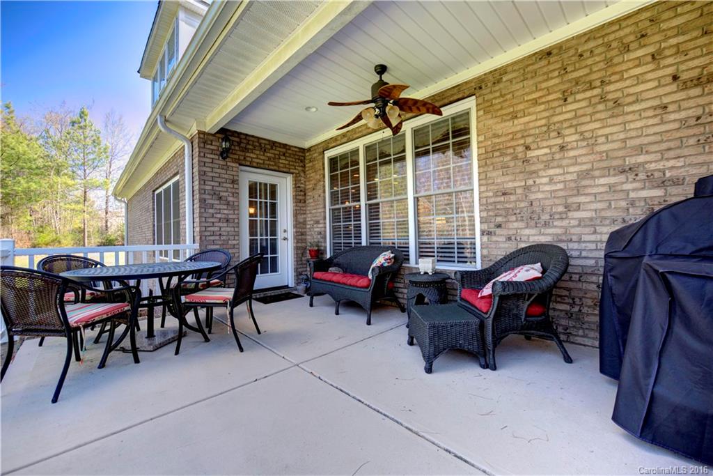 Holland Springs - Residential