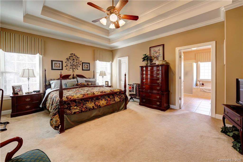 Holland Springs - Residential