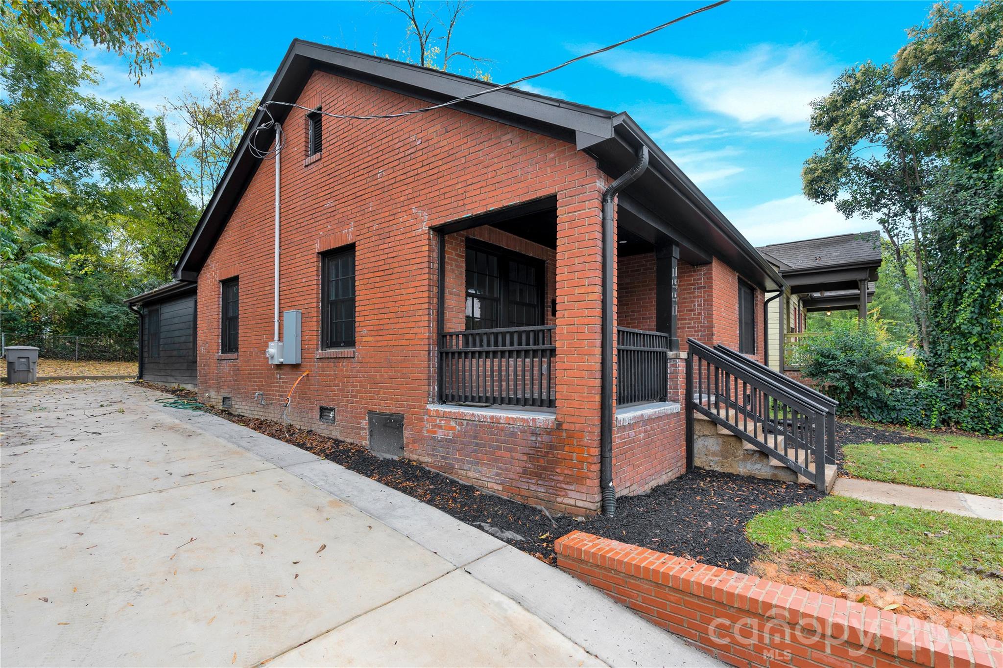 1551 Merriman Avenue