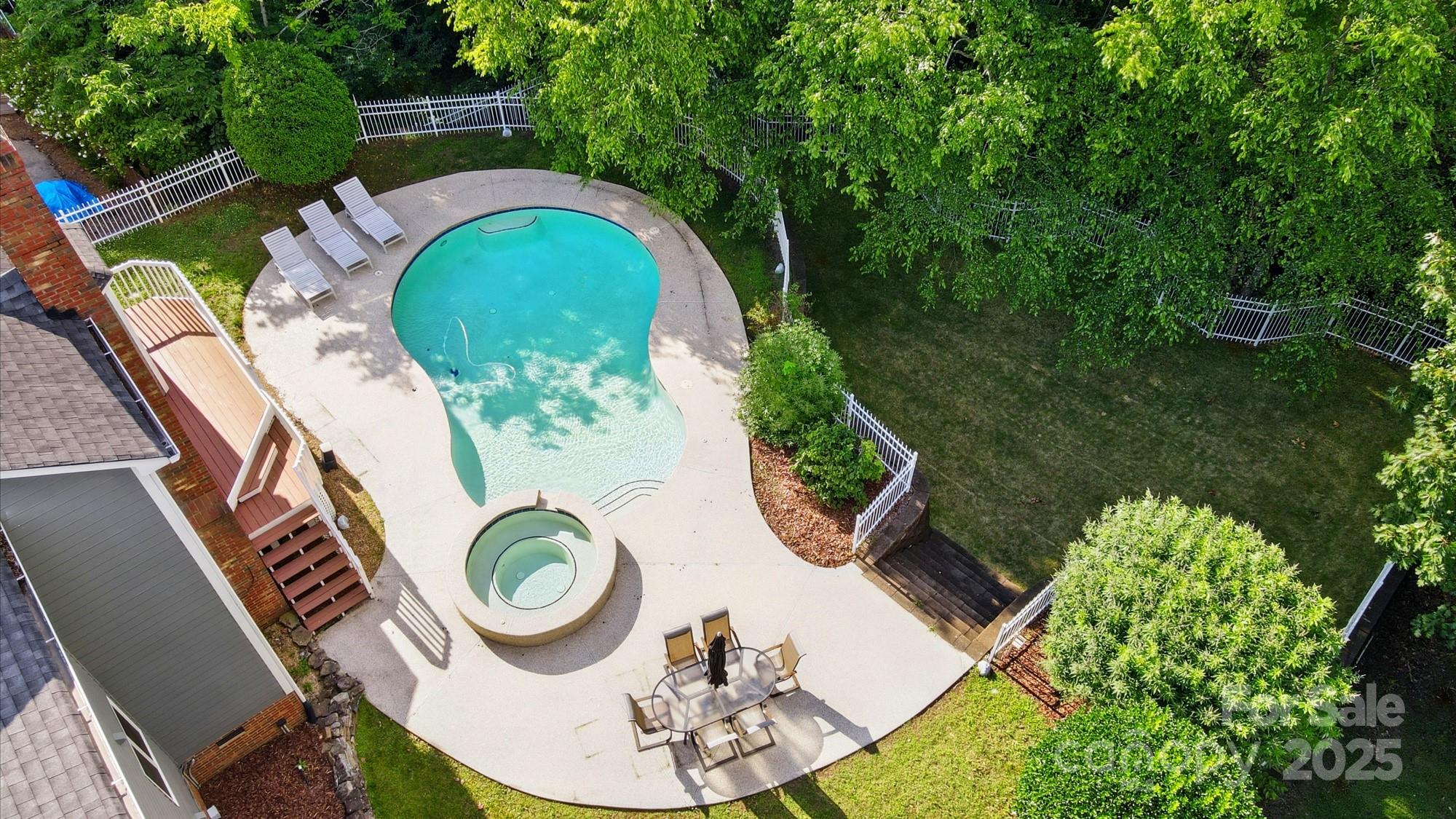 2725 Cotton Planter Lane