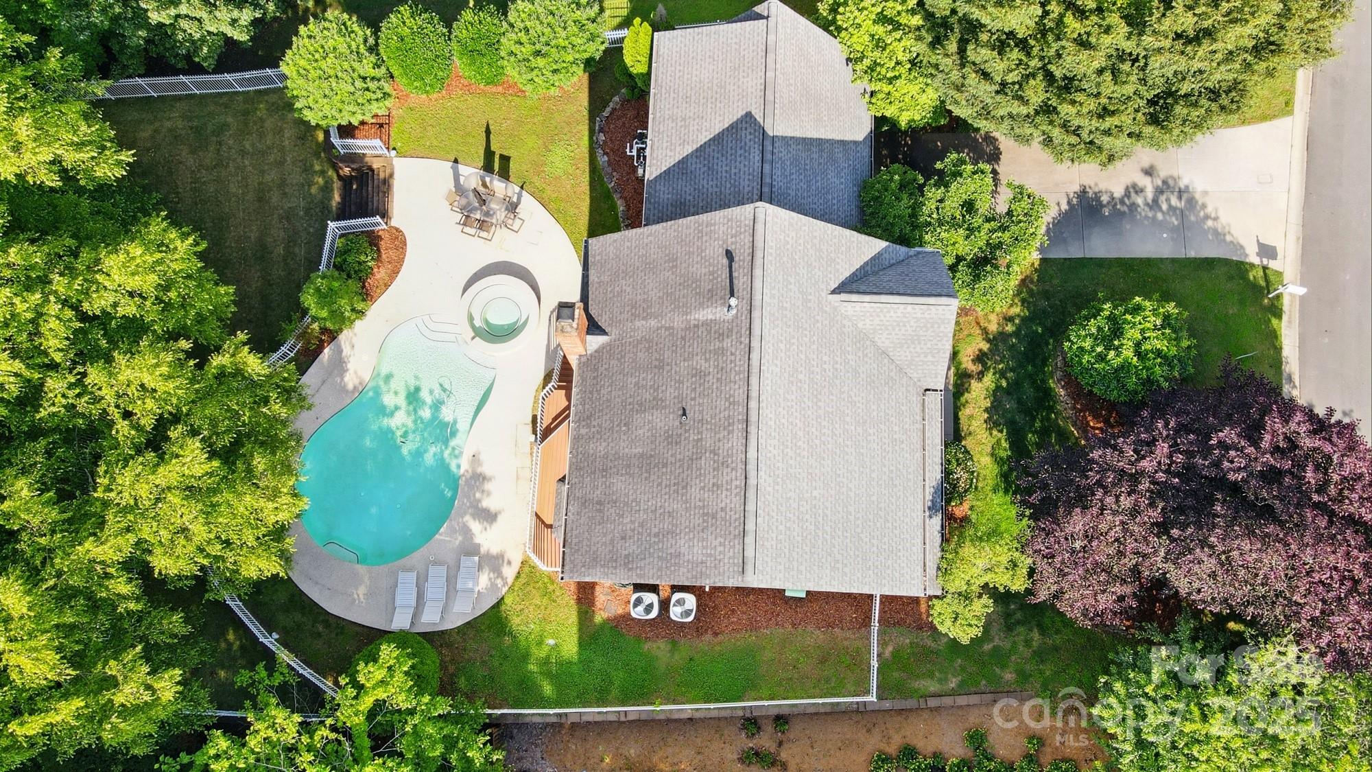 2725 Cotton Planter Lane