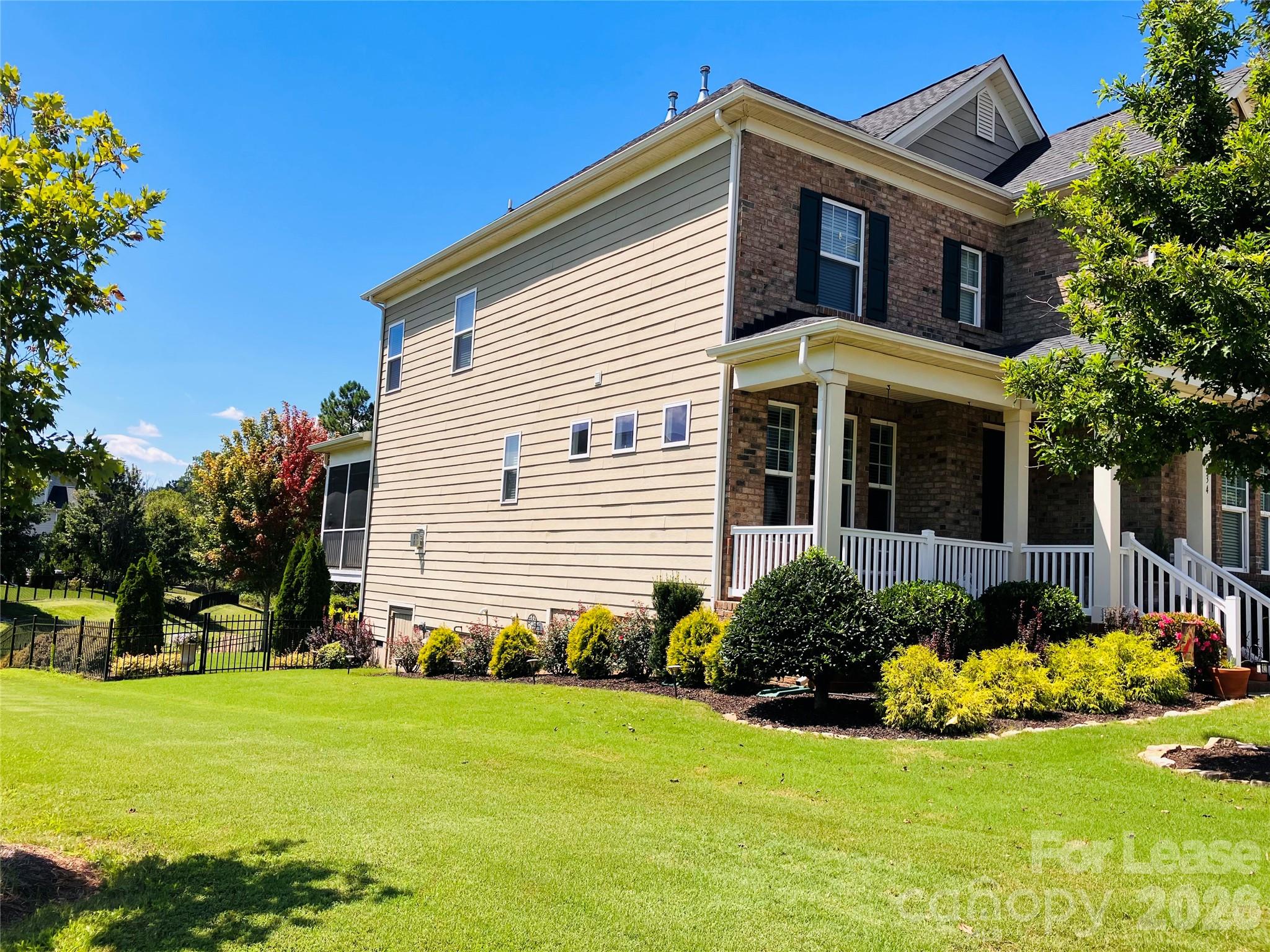 Cobblestone Manor - Residential Lease