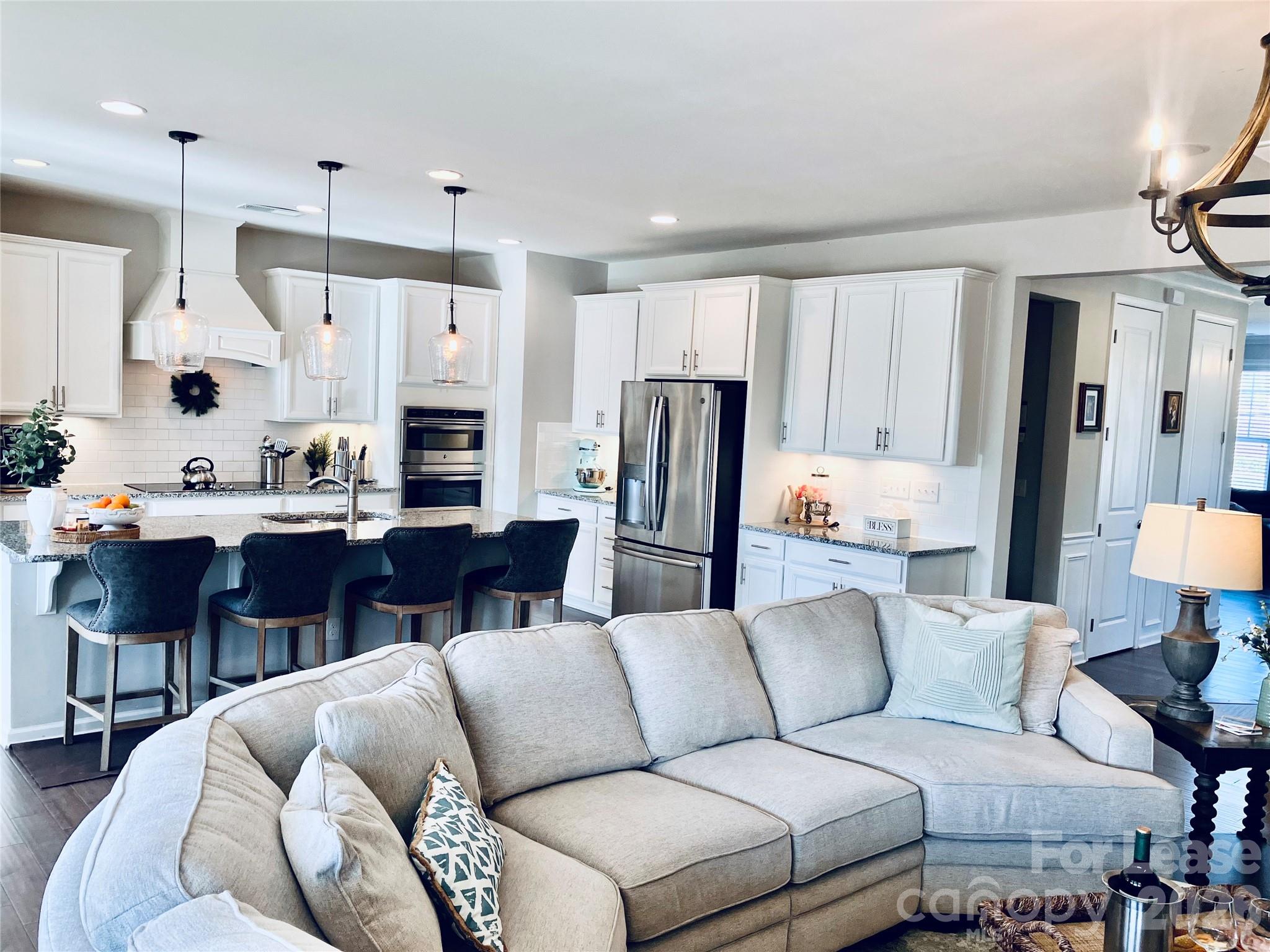 Cobblestone Manor - Residential Lease