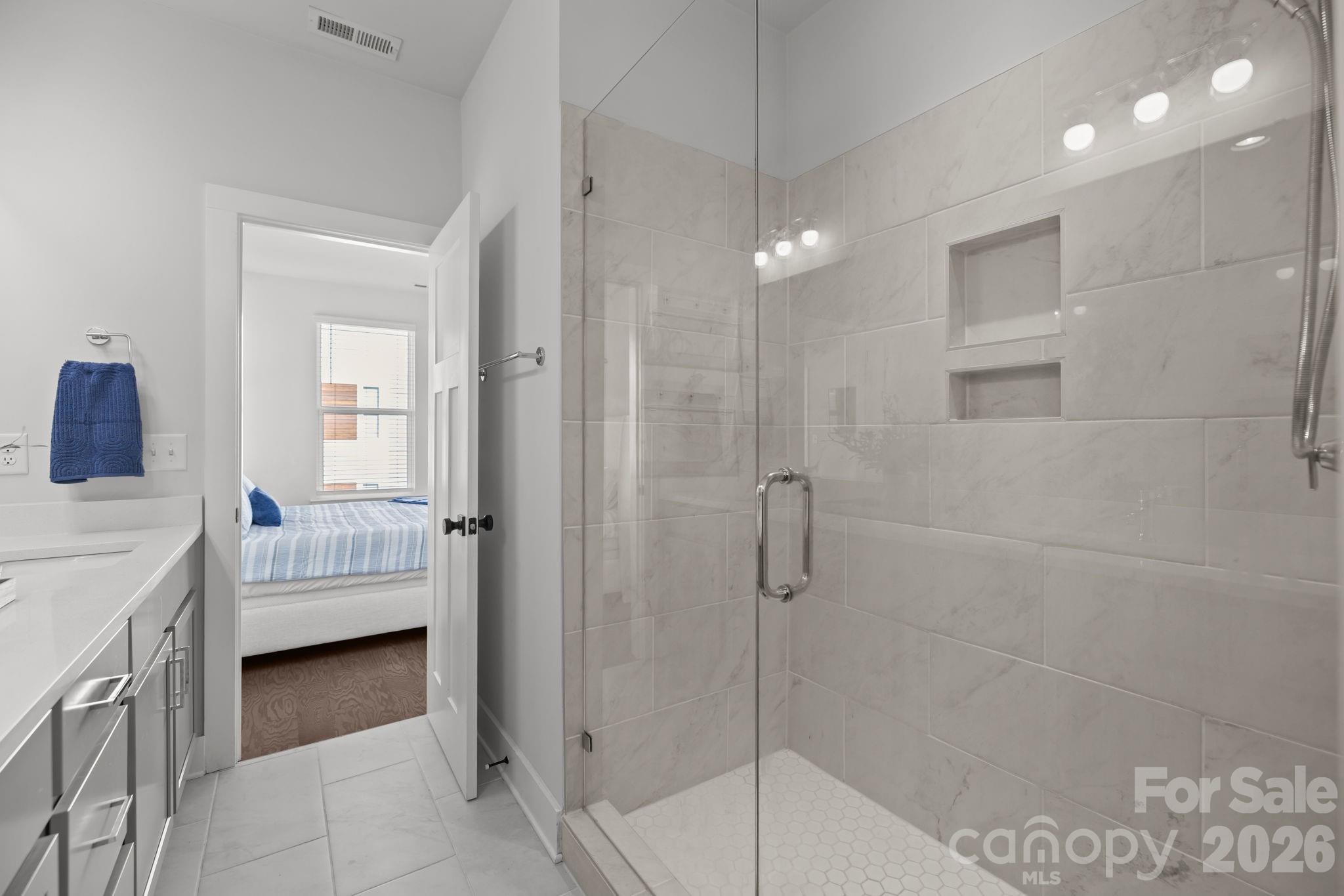 LOSO Terraces - Residential