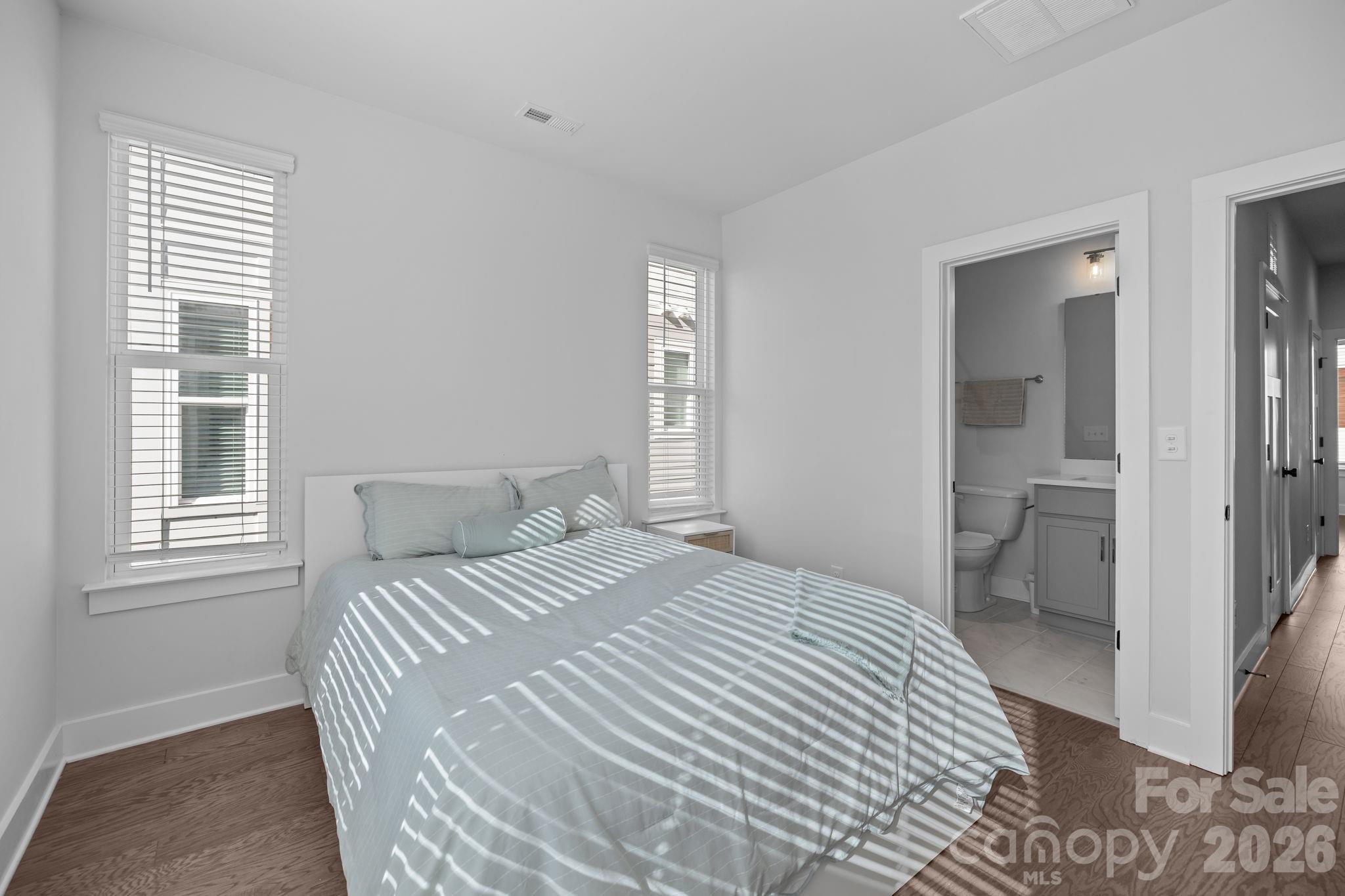 LOSO Terraces - Residential