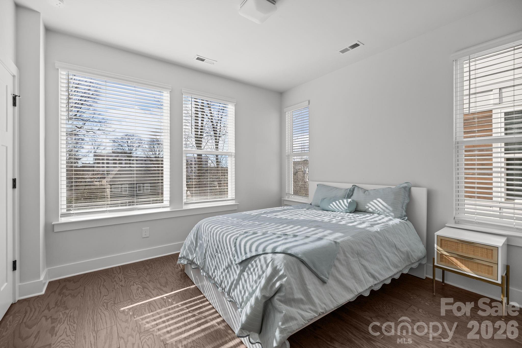 LOSO Terraces - Residential