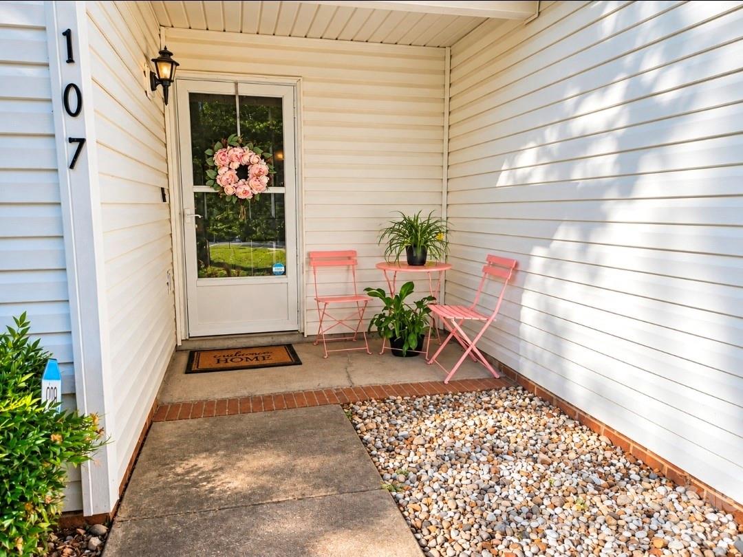 107 E Panther Creek Road
