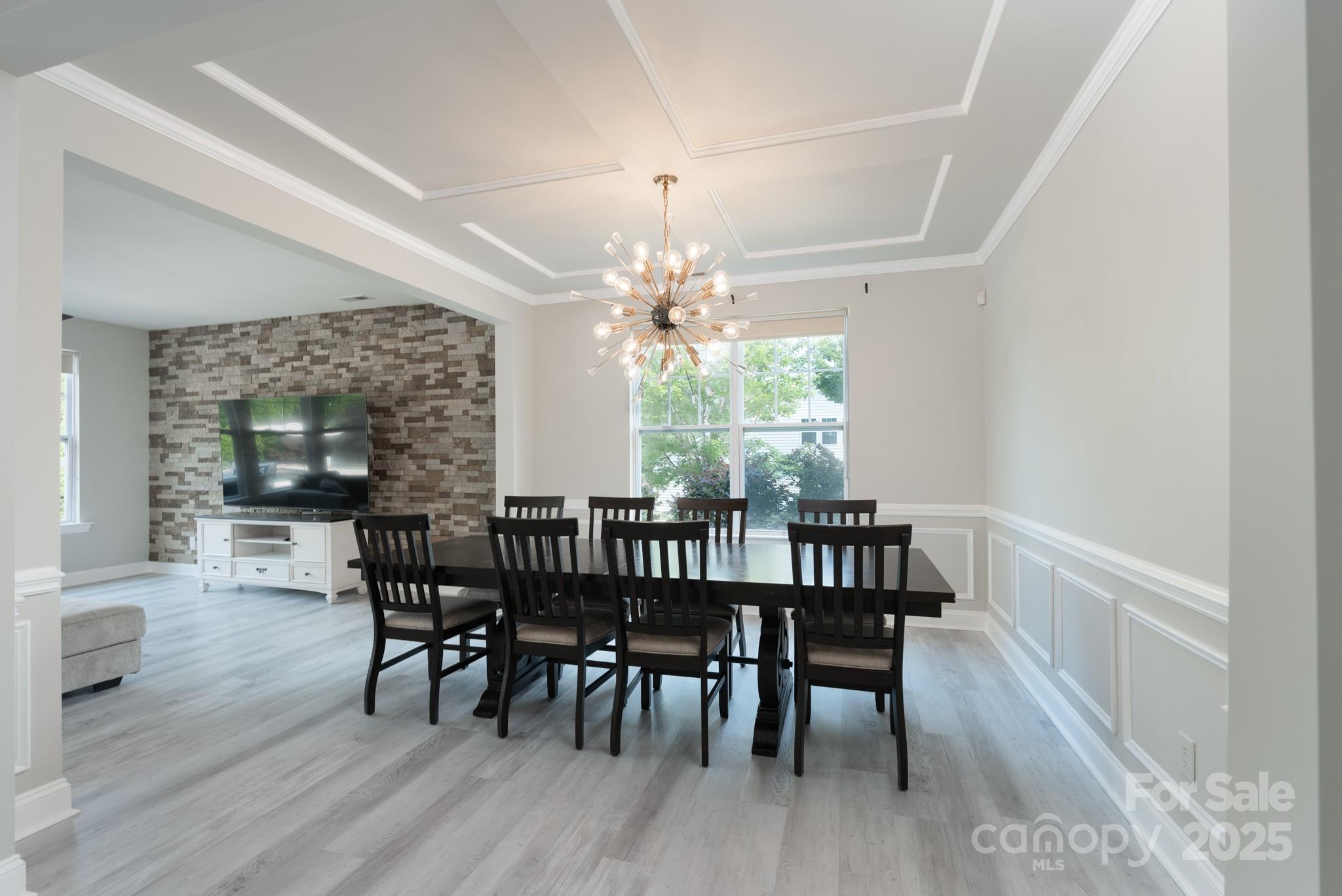 1211 Gold Rush Court
