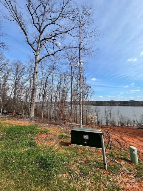 Photo of LOT 104 Edgewater Drive, Norwood, NC 28128 (MLS # 4101217)