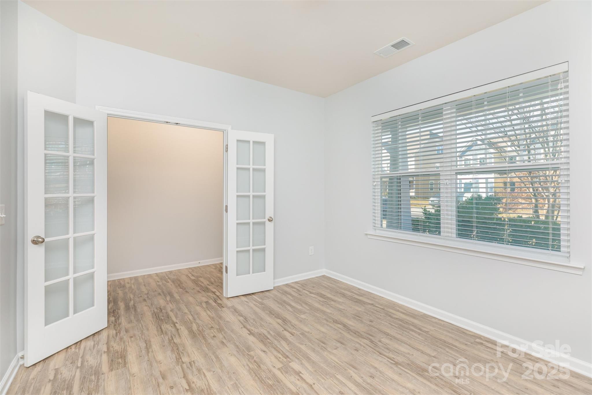 15947 Harbor Hill Drive