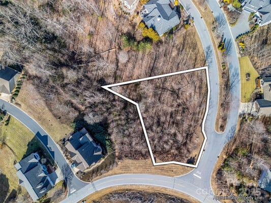 1509 SUMMIT HILL ROAD, HENDERSONVILLE, NC 28791 - Image d07842a88f2cc41aabab3ac262046a5e/4131249219