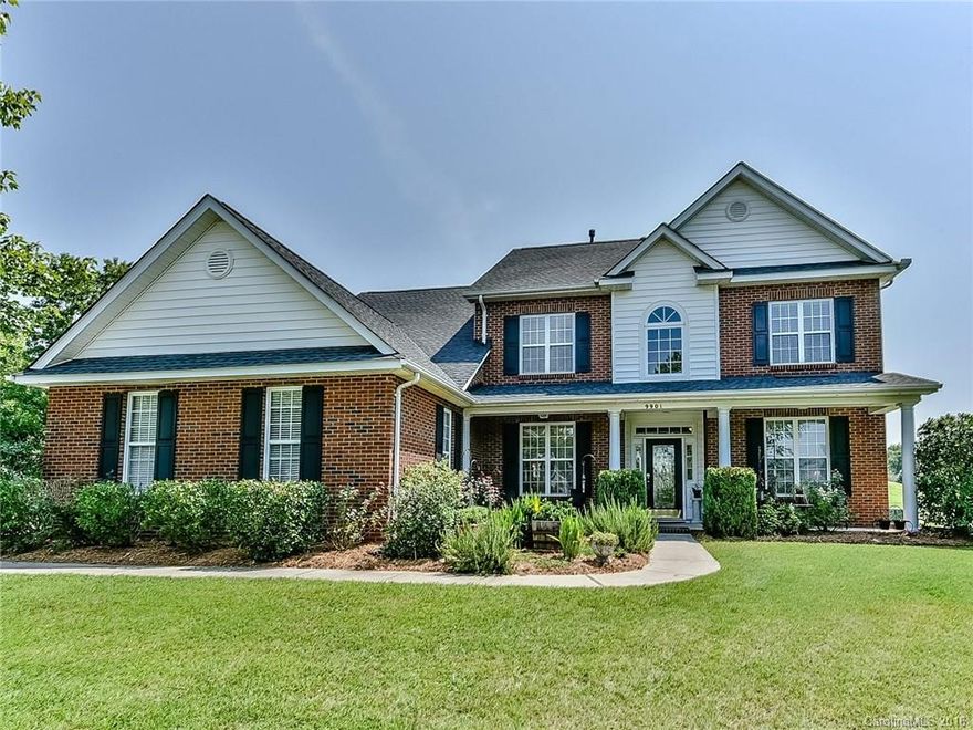 Beautiful Home on large, cul-de-sac lot that backs up to open space in popular Marvin Ridge School District! 5 Beds, 3 Baths with Guest Bedroom and Full bath on Main Level. Large eat-in Kitchen that overlooks into great room w/ fireplace. Huge master BR w/ sitting area and fireplace. Master Bath has Jacuzzi Tub, Walk in Shower and Dual Vanity. Rocking chair front porch. Large Bonus Room/6th bedroom. Neighborhood pool, walking trails, playground, pond & 350 yr old live Oak Tree! Walk to pool!