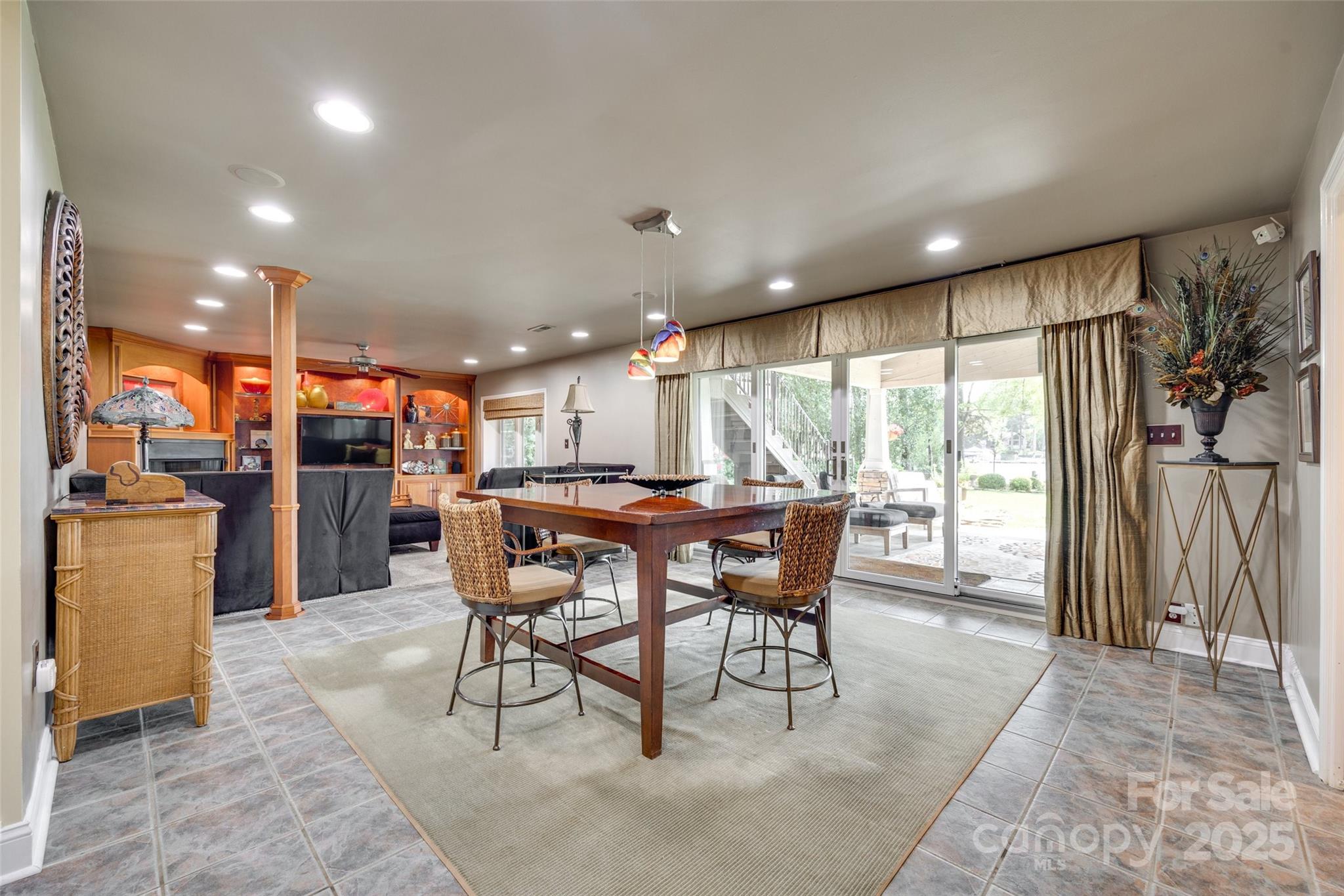 Browns Cove - Residential