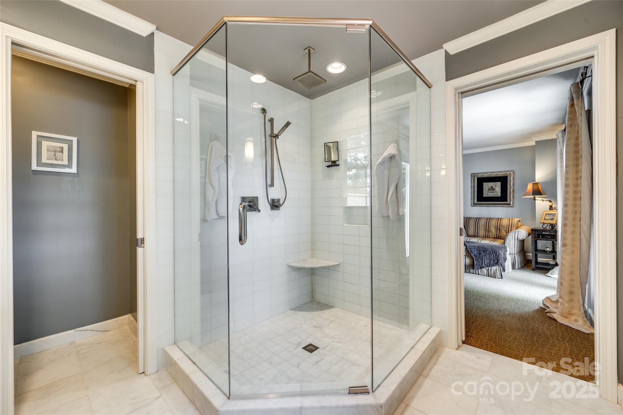 Browns Cove - Residential