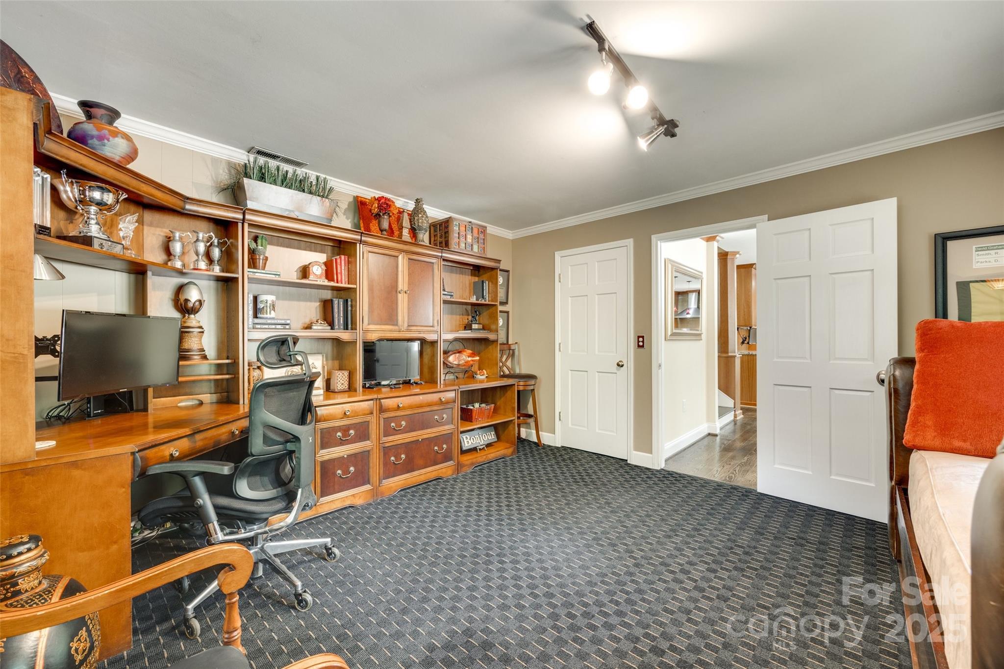 Browns Cove - Residential