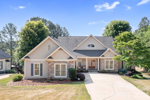 Photo of 7274 Woodside Court, Denver, NC 28037 (MLS # 4381542)