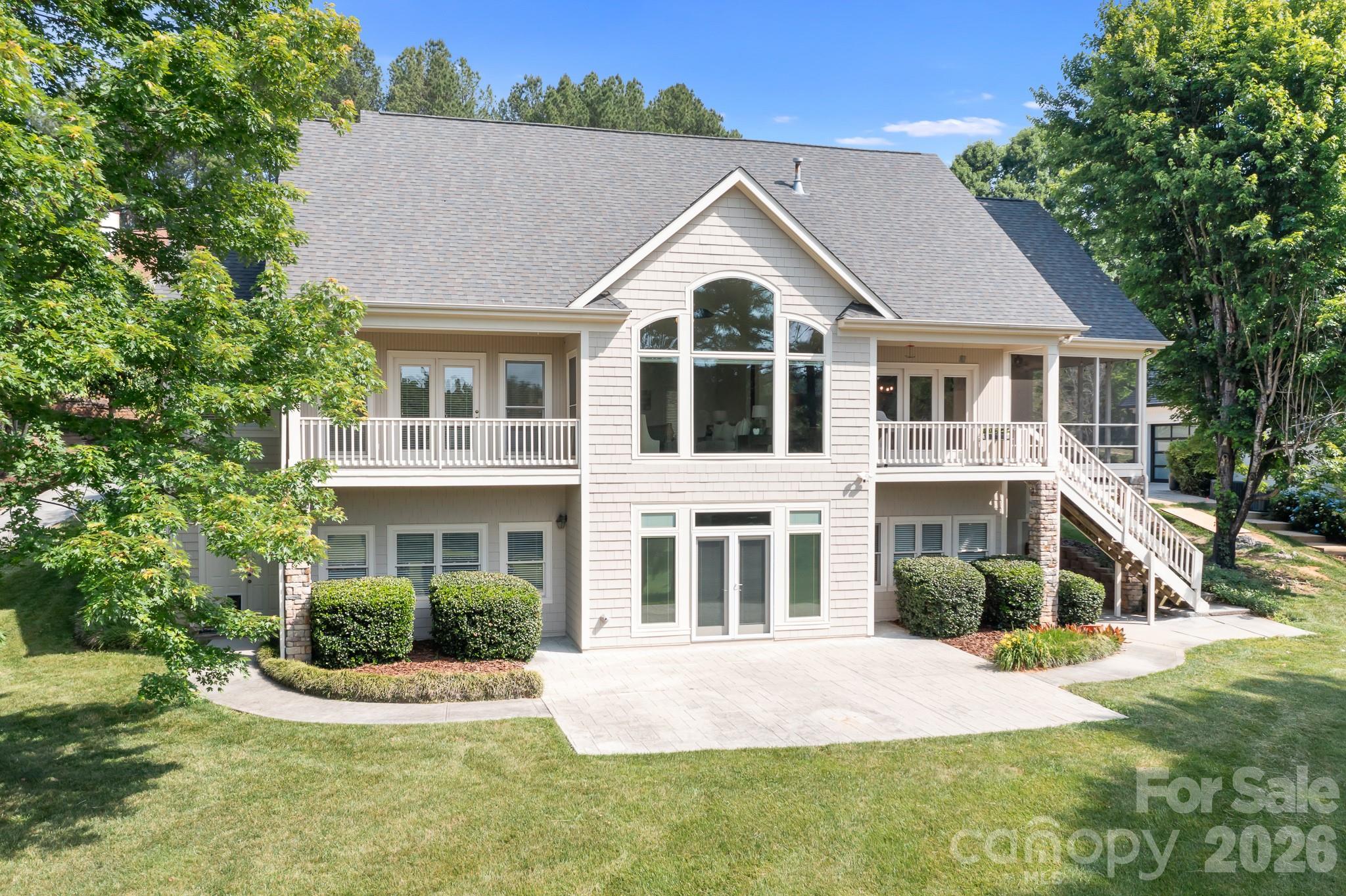 7274 Woodside Court