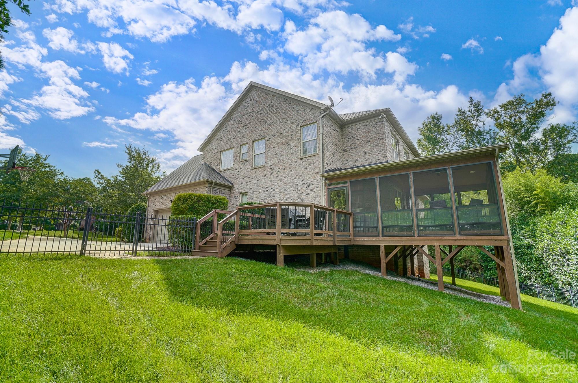 Stanton Heights - Residential