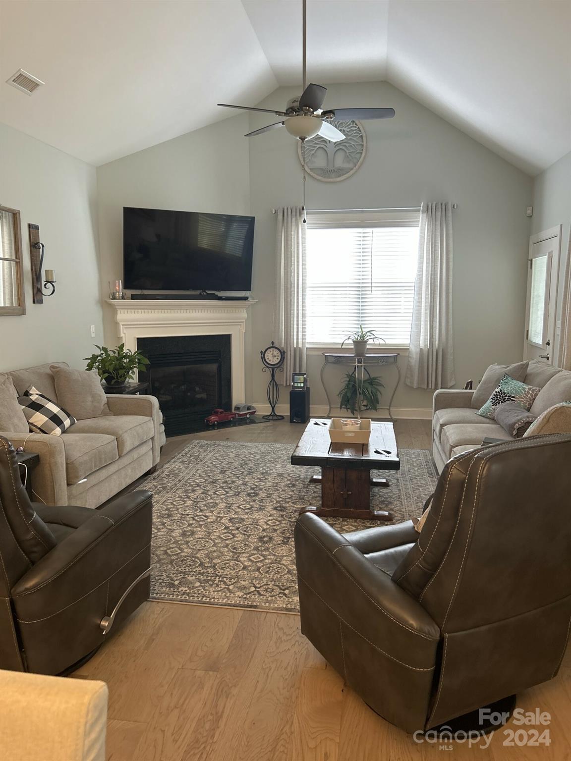 3 Cherry Way - Residential