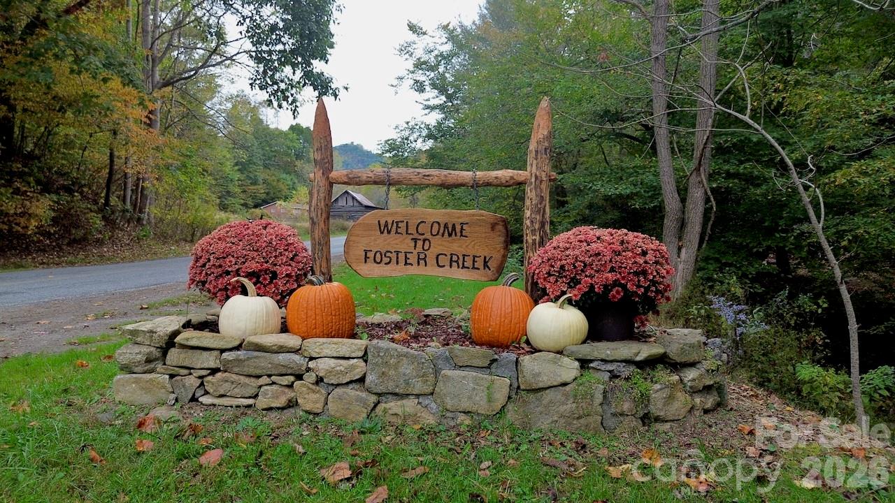 1045 Foster Creek Road