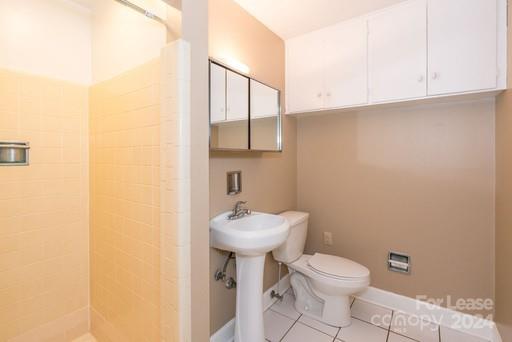 Colonial Village - Residential Lease