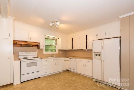 Colonial Village - Residential Lease