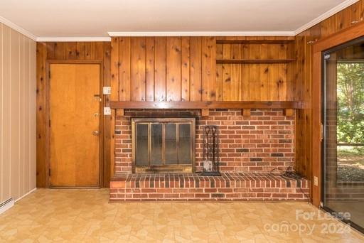 Colonial Village - Residential Lease