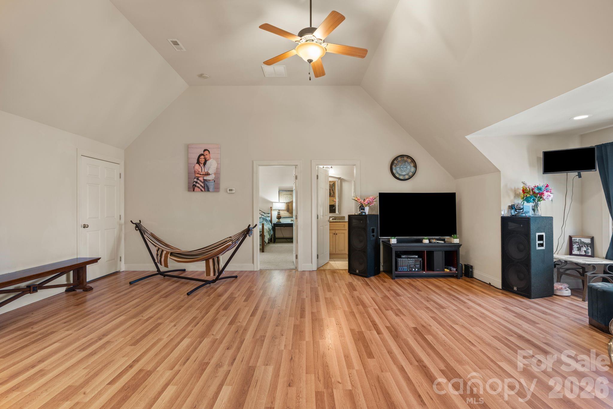 Elaine Eden - Residential