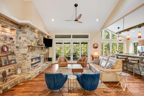 328 Boundary Tree Pass Arden NC 28704