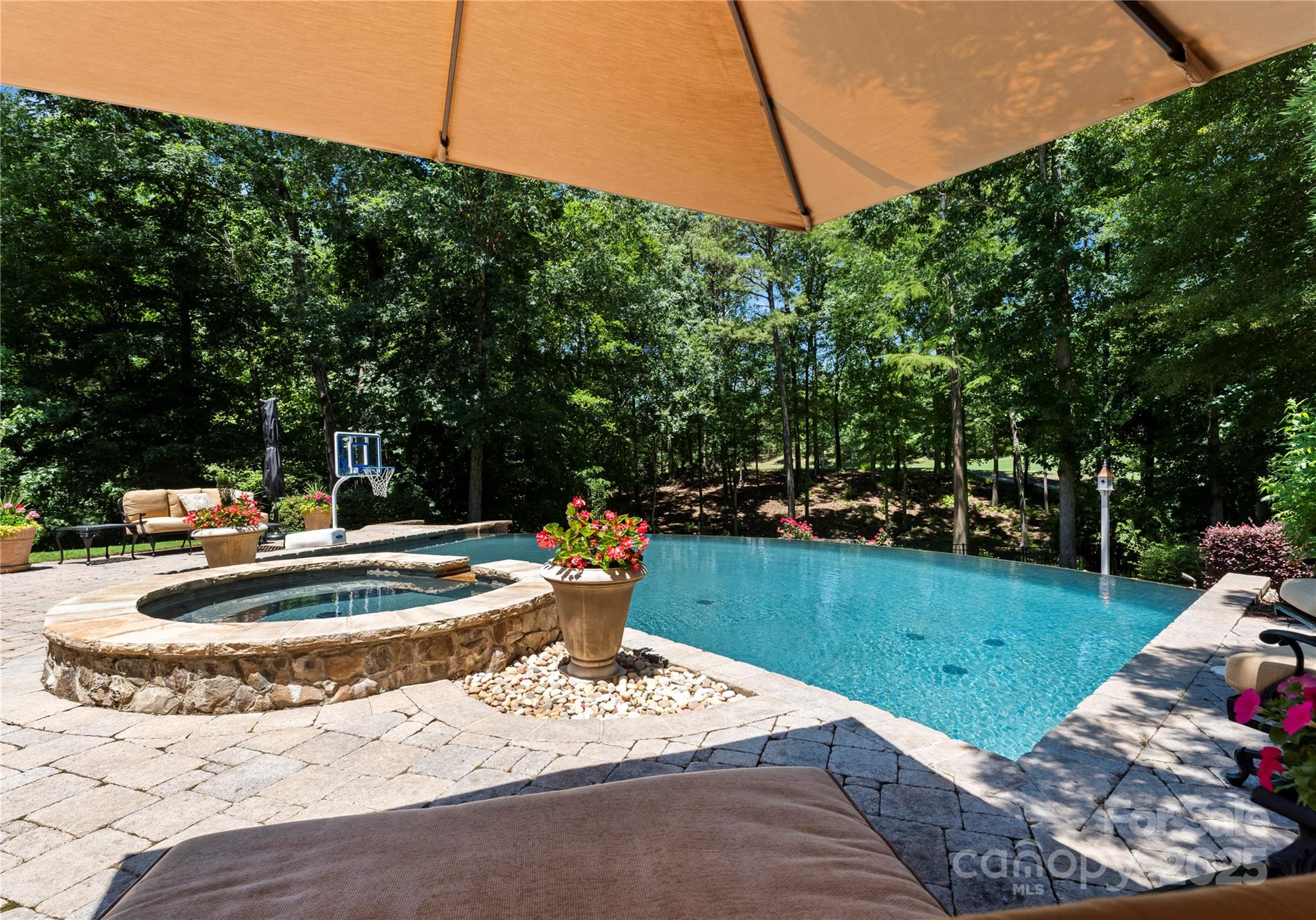 13837 Grand Palisades Parkway