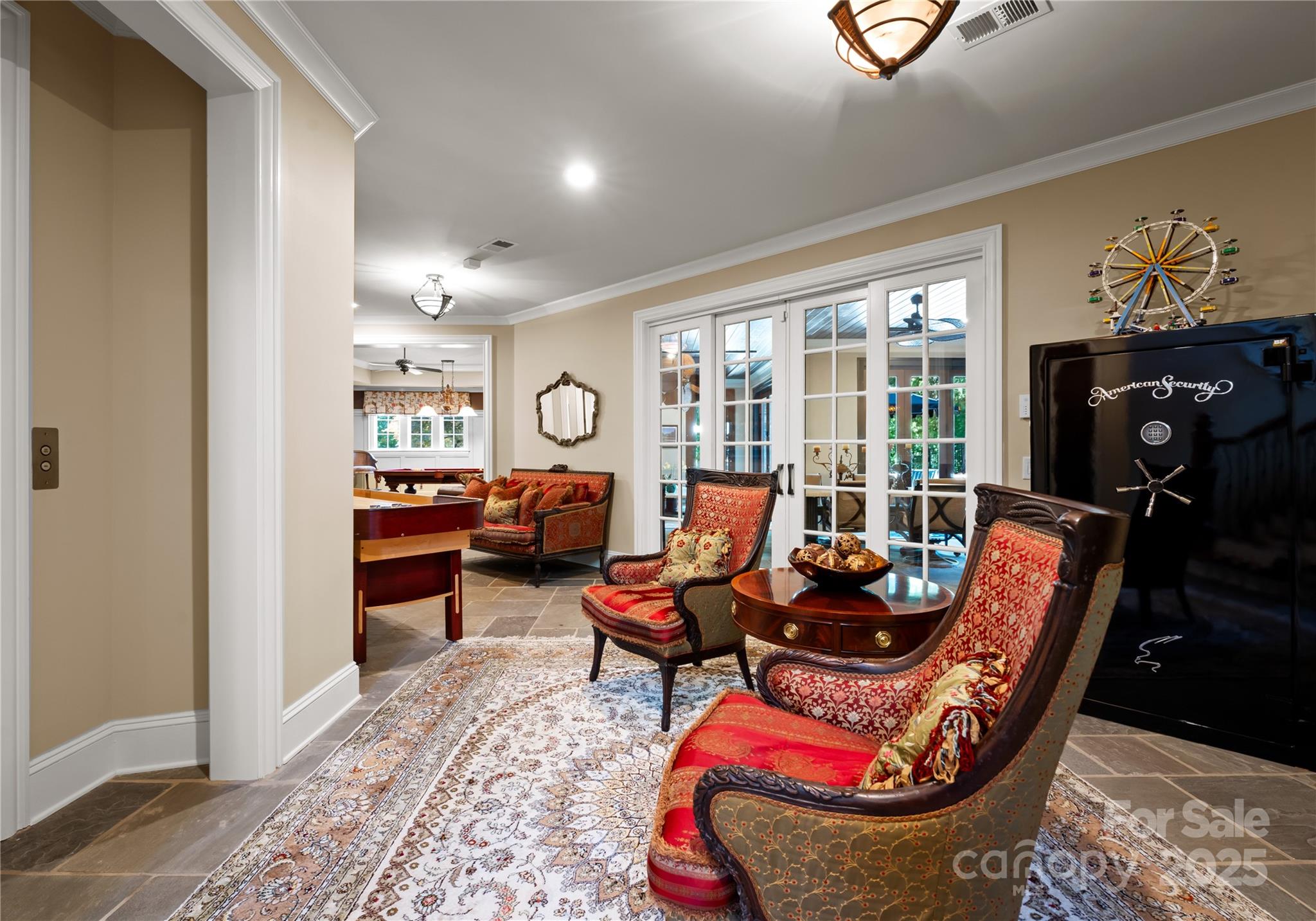 Charlotte, North Carolina 28278, United States, 4 Bedrooms Bedrooms, ,7 BathroomsBathrooms,Residential,Active,132614