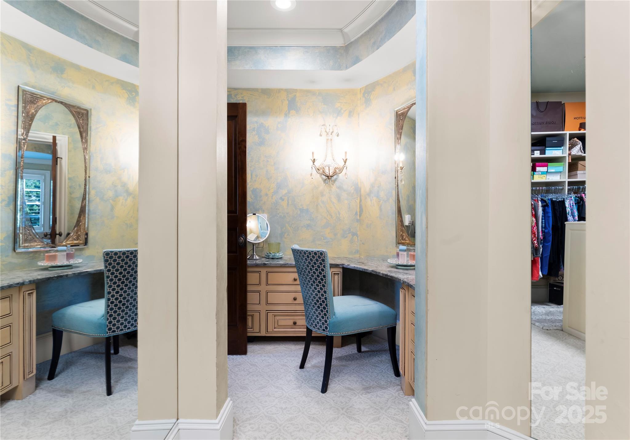 Charlotte, North Carolina 28278, United States, 4 Bedrooms Bedrooms, ,7 BathroomsBathrooms,Residential,Active,132614