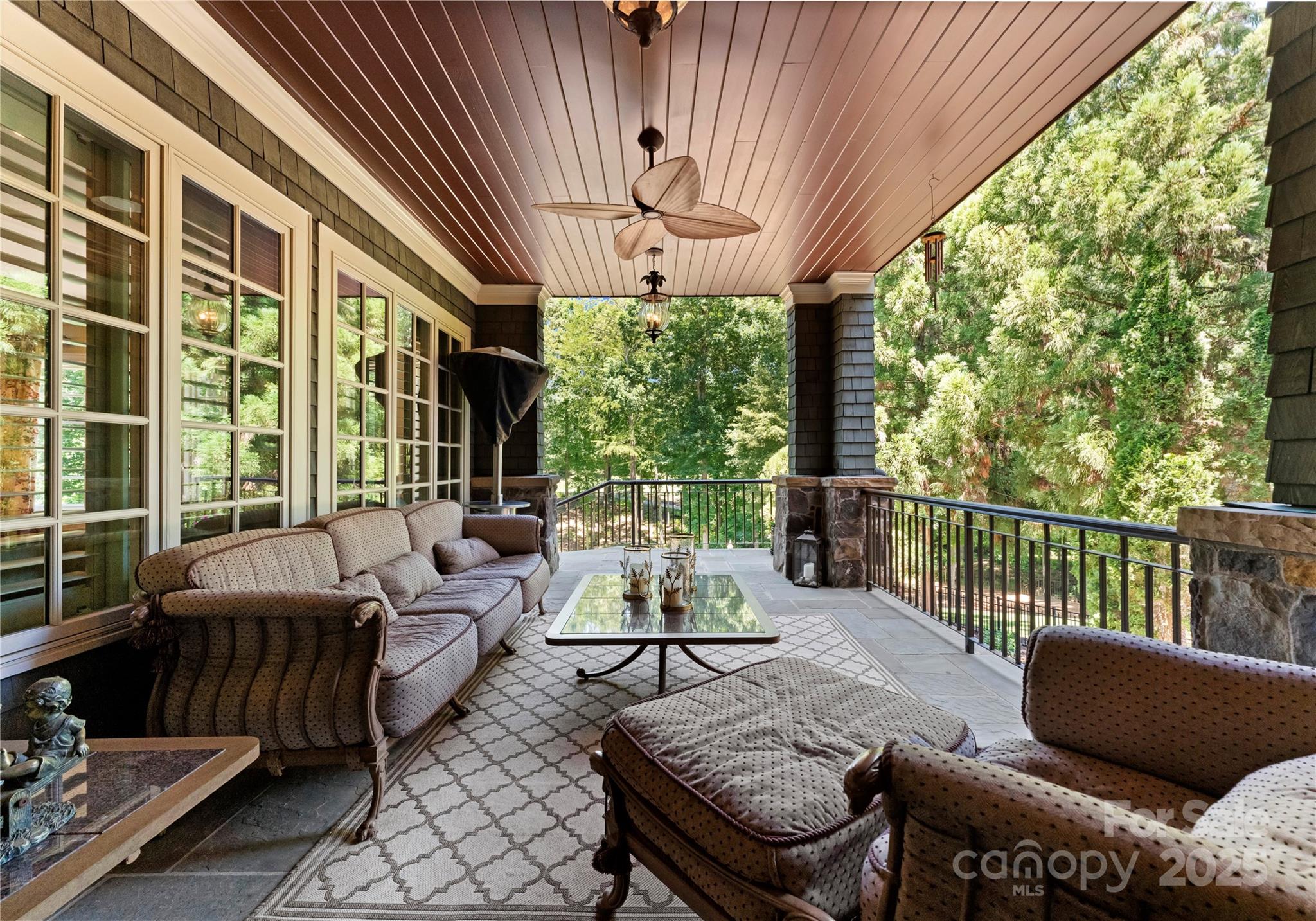 Charlotte, North Carolina 28278, United States, 4 Bedrooms Bedrooms, ,7 BathroomsBathrooms,Residential,Active,132614