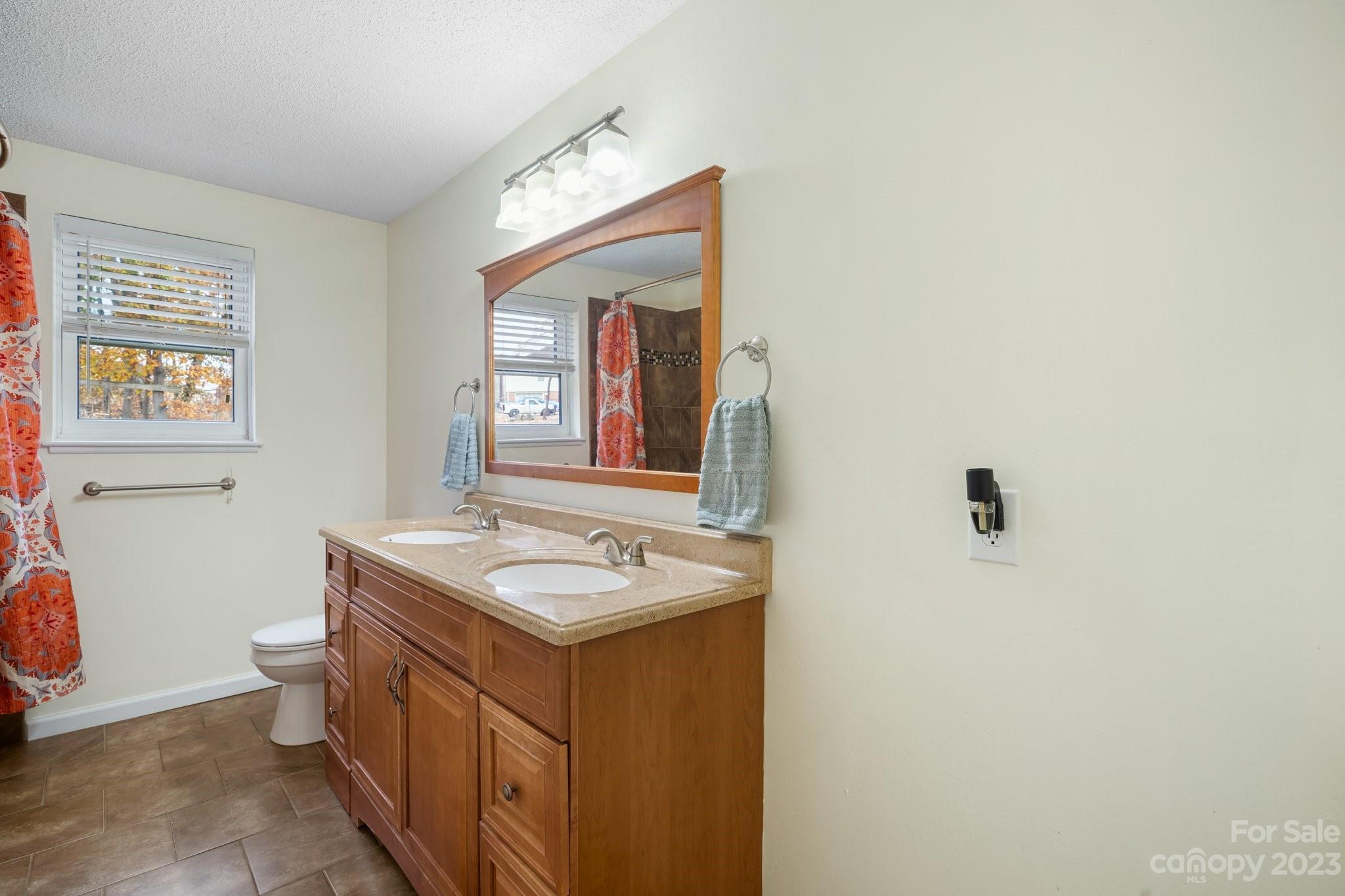 Royal Heights - Residential