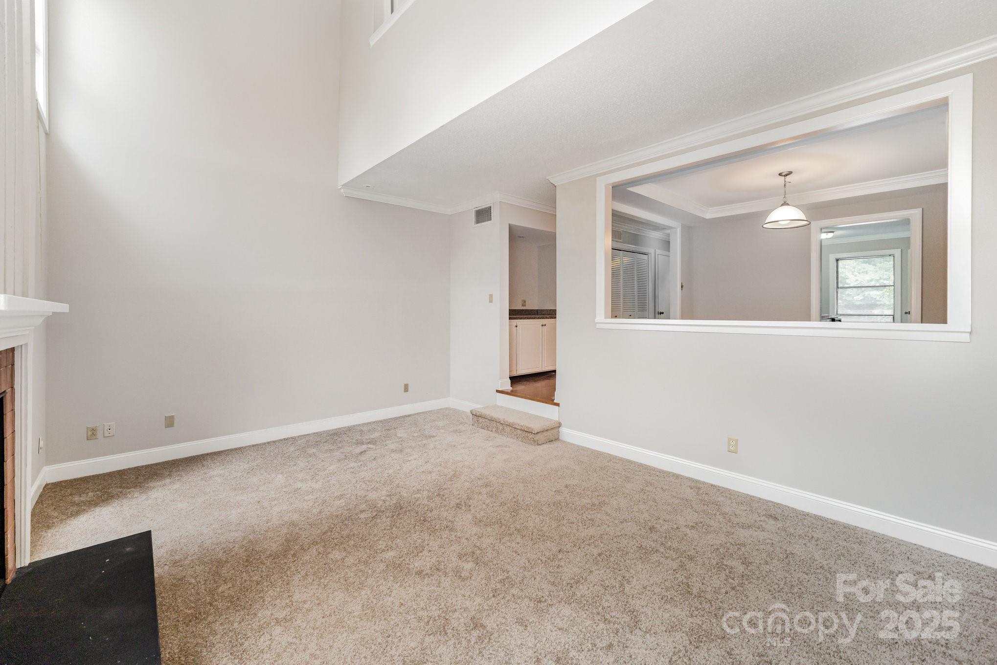 7925 Charter Oak Lane