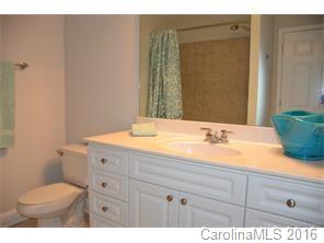 Fifth and Poplar - Residential