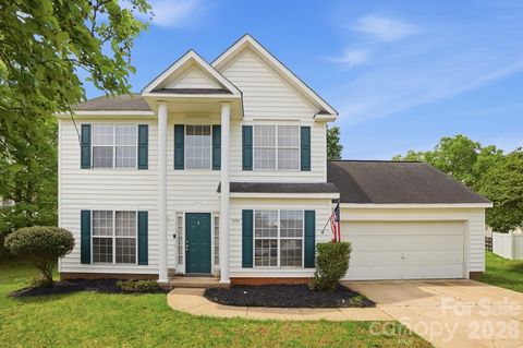 Photo of 5701 Vine Court, Indian Trail, NC 28079 (MLS # 4367155)
