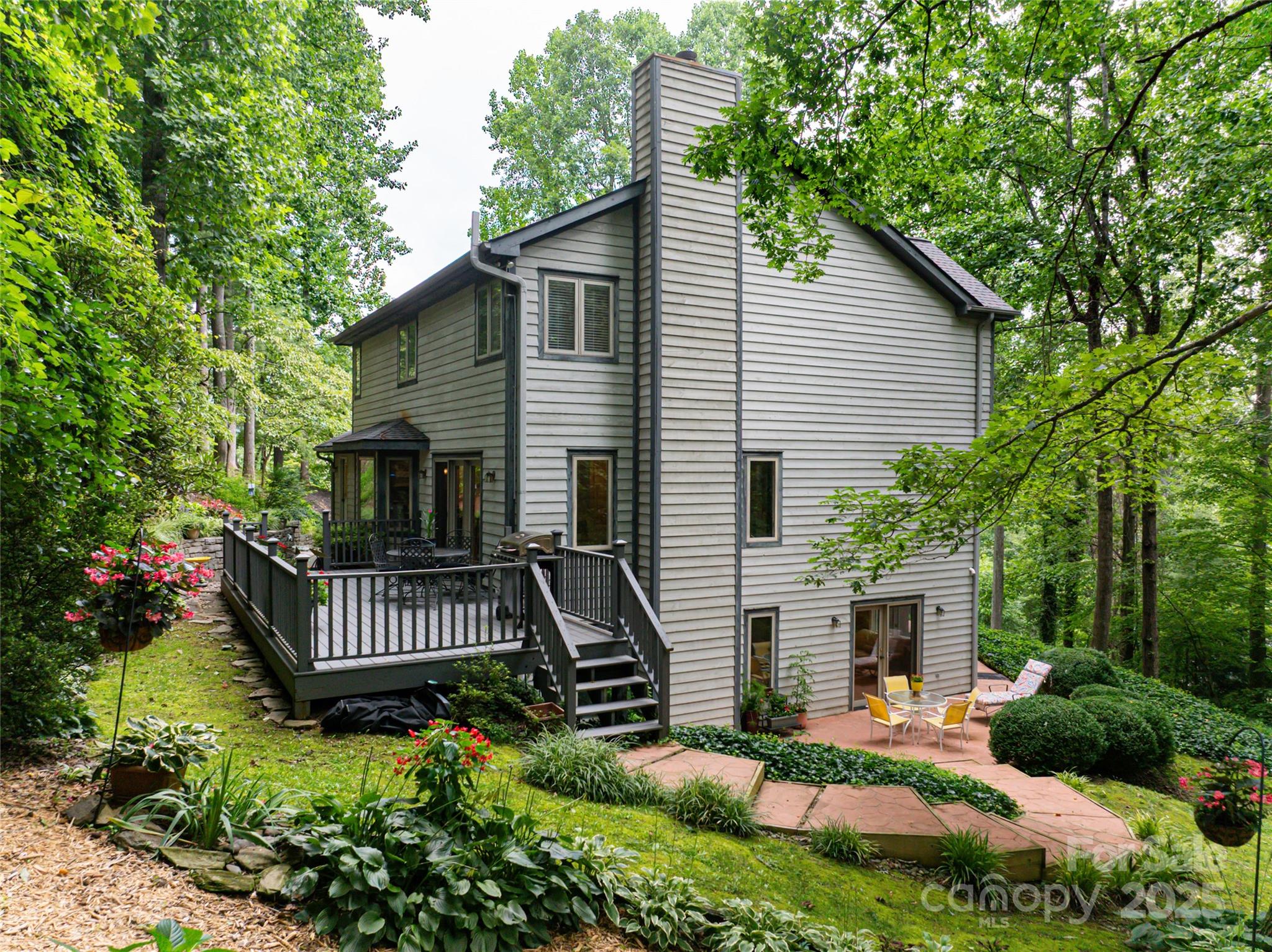 25 Weston Heights Drive