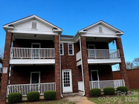 Photo of 525 Oakland Avenue, Charlotte, NC 28204 (MLS # 4415661)