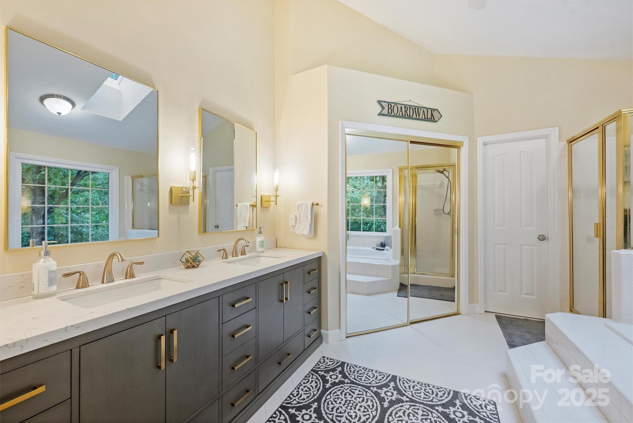 Thornhill - Residential