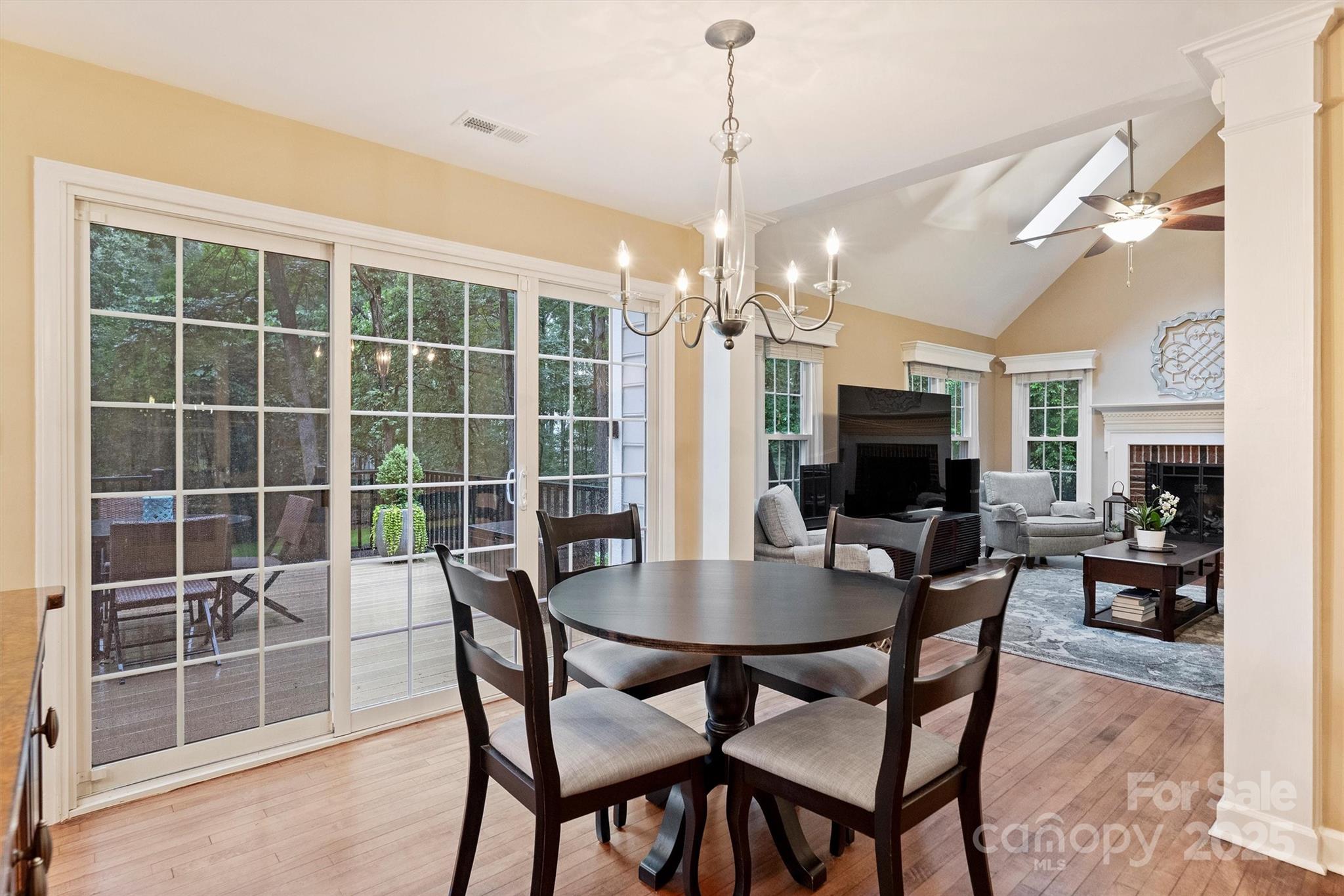 Thornhill - Residential