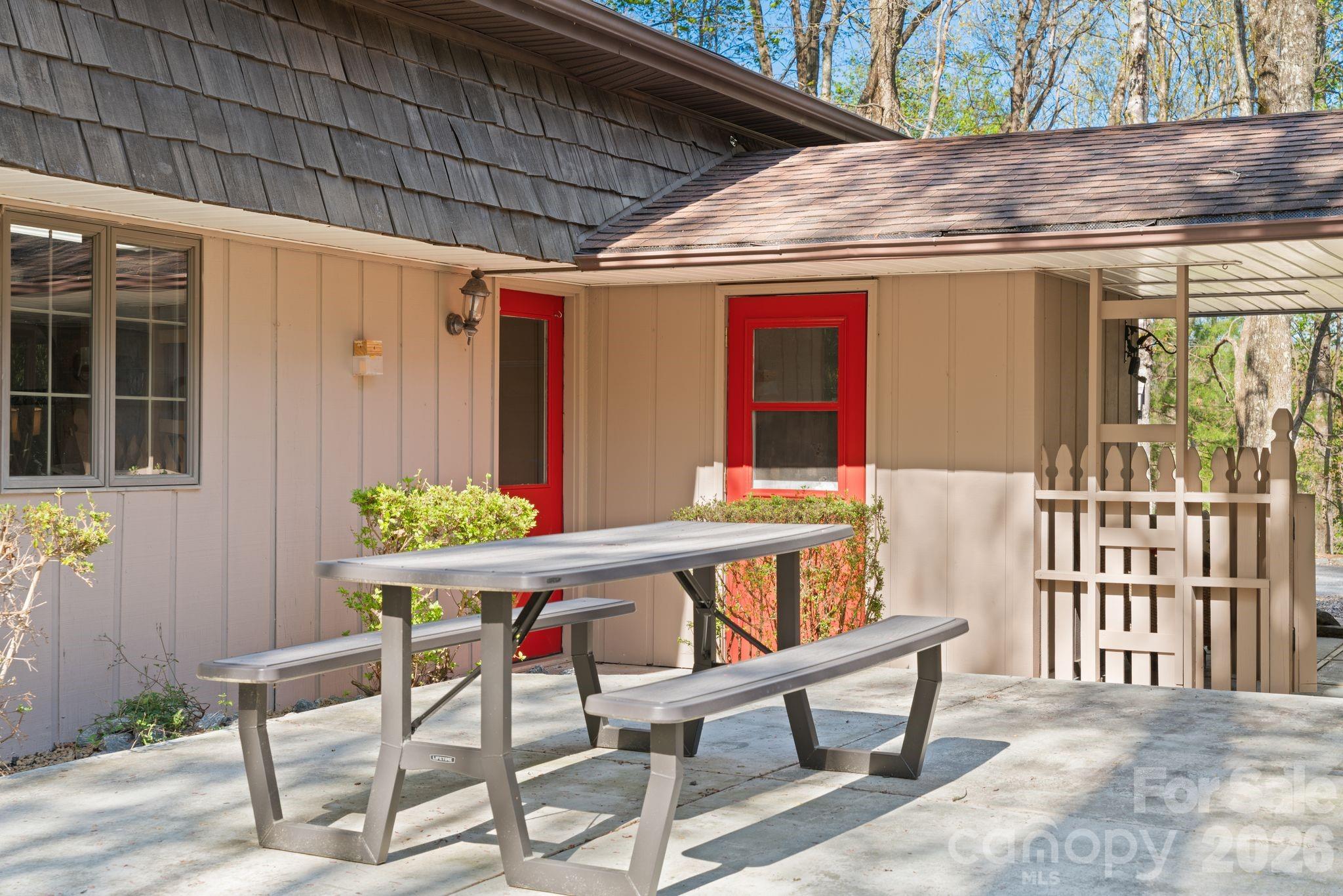 Connestee Falls - Residential