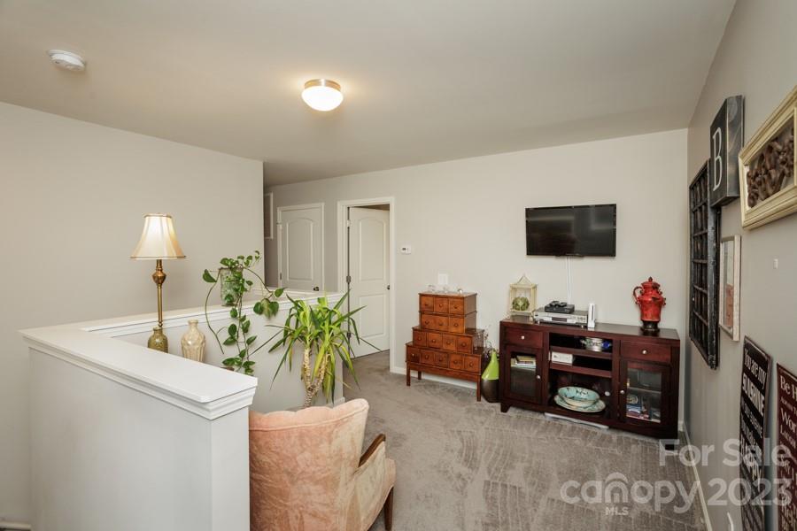 The Falls - Residential