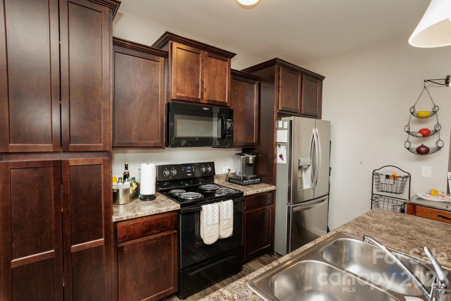 The Falls - Residential