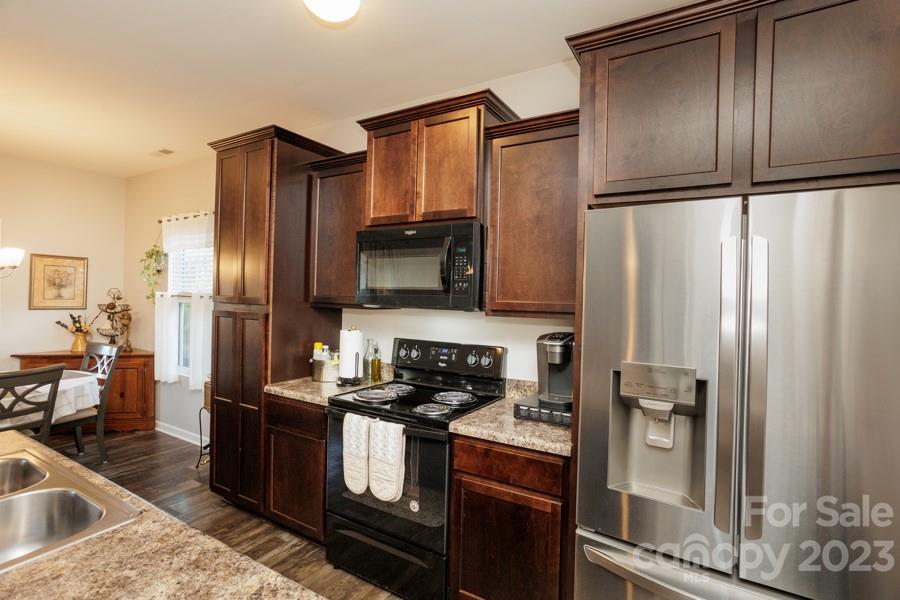 The Falls - Residential