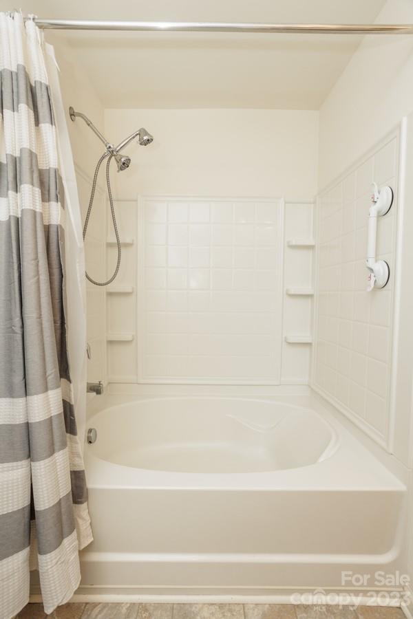 The Falls - Residential