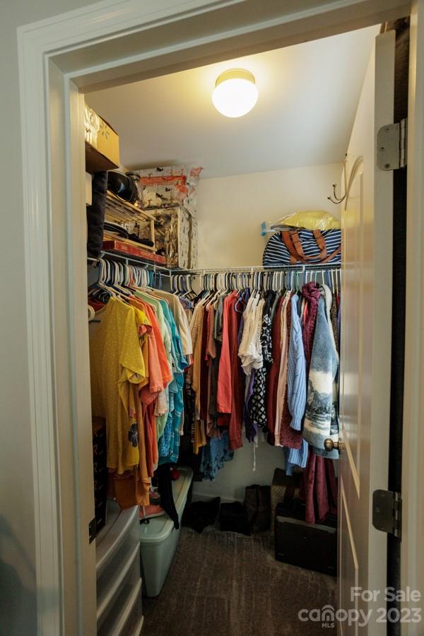 The Falls - Residential