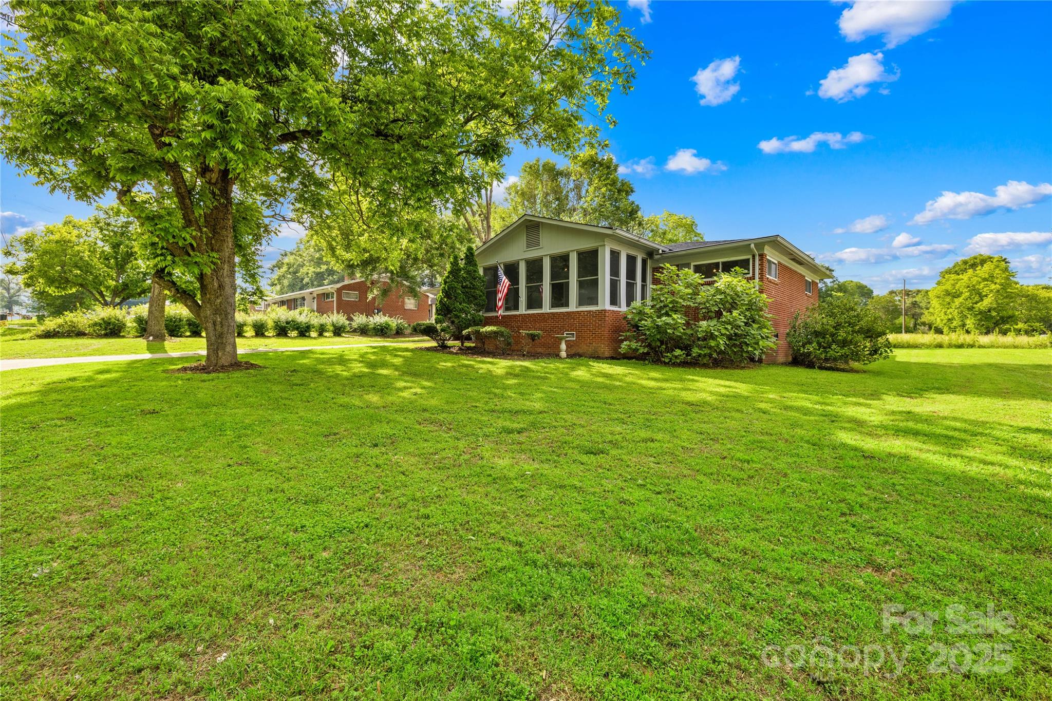119 Oak Avenue
