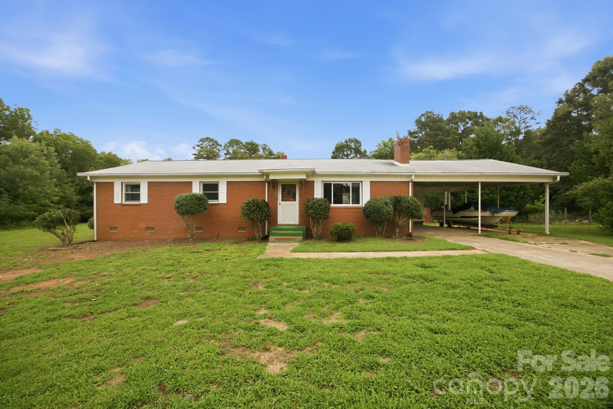144 Rockwell Loop