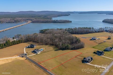 162 Houstons Hideaway None Lexington NC 27292